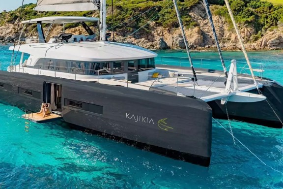 Catamarans for charter