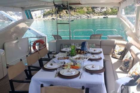 Review img # 33 of the yacht Prime