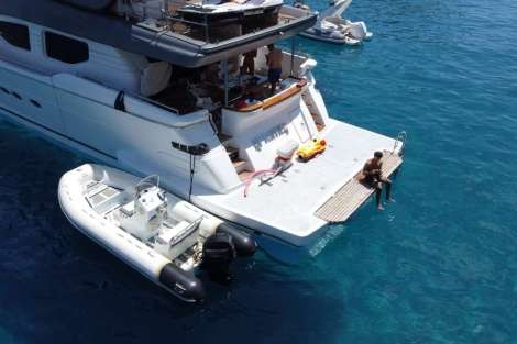 Review img # 29 of the yacht Prime